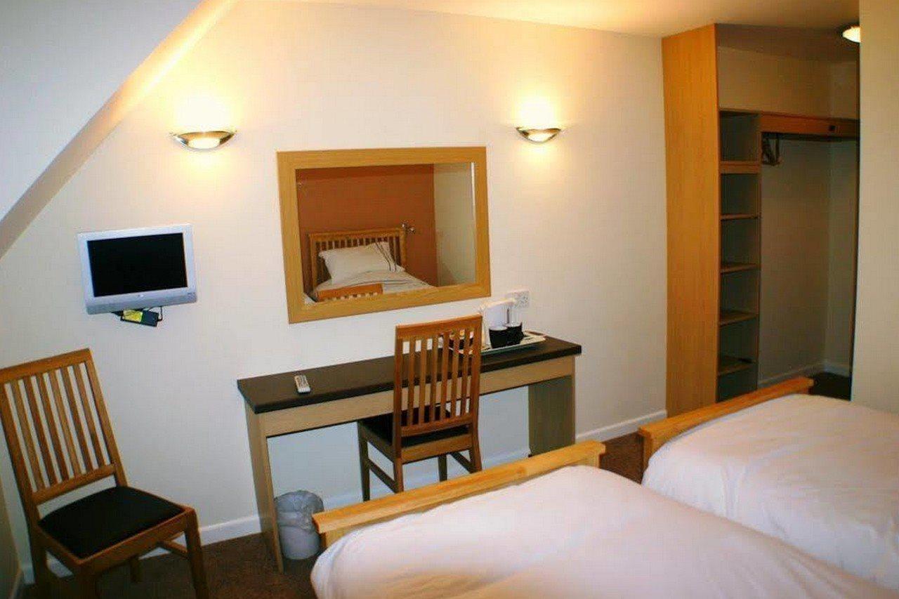 Moorsticks 4* Norwich