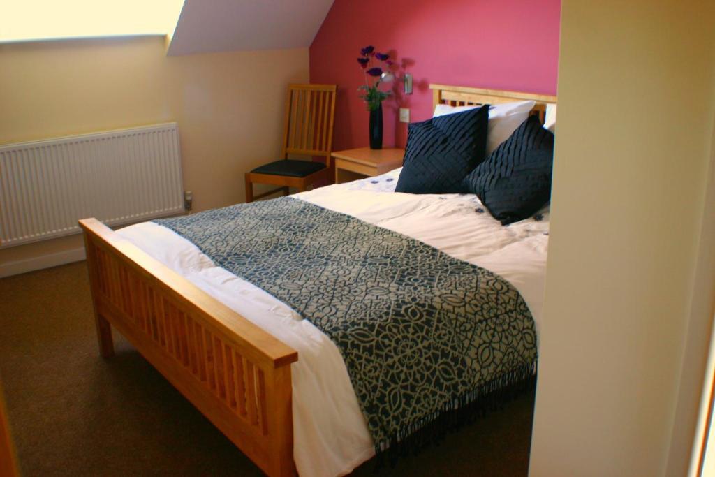Moorsticks 4* Norwich